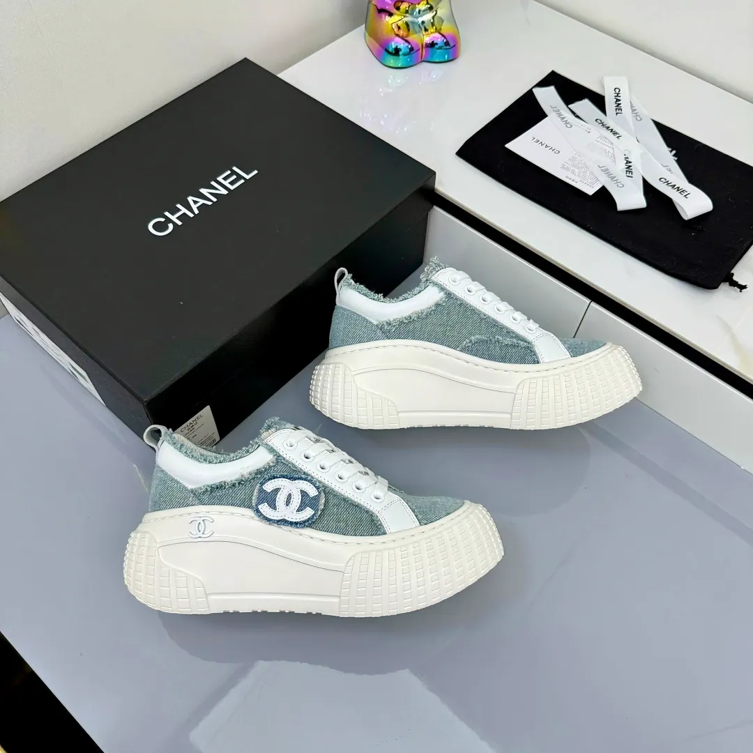 👟👟Ex-factory price 640👟👟 Chanel bread shoes ~ original calfskin panda shoes Chanel 25C latest hot style panda black and white sports shoes casual sneakers Xiaoxiang hot item classic black and white panda color coco girls must pay Fabric: original custom mixed sheepskin lining: original imported breathable mesh lining outsole: Original molded rubber + TPU combination Size: Women's 35-41 Buy now👉